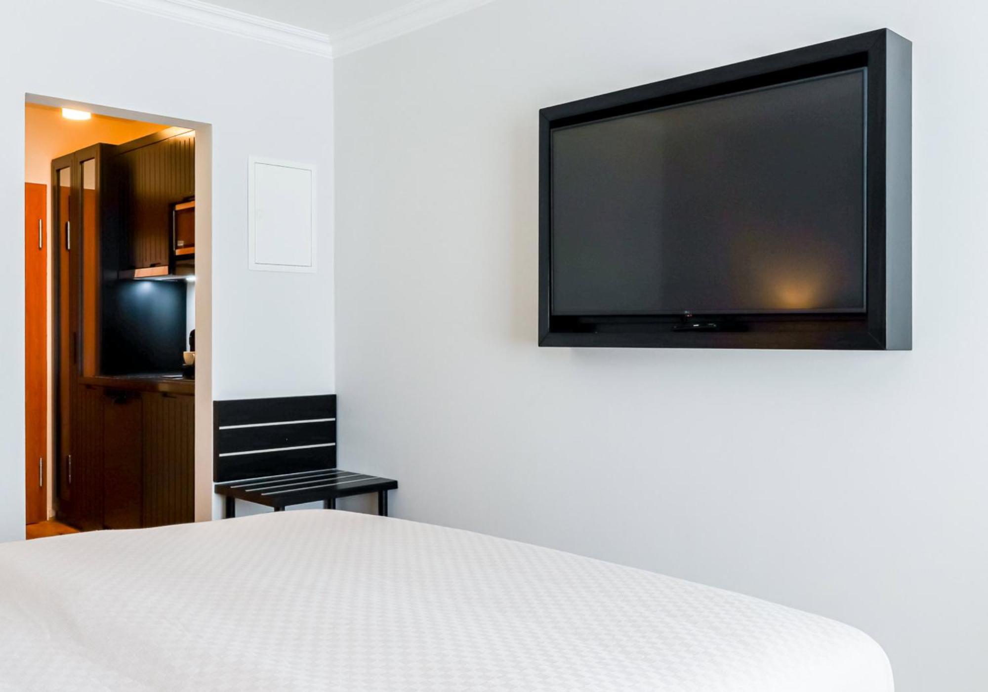 Moderne 1 Zimmer Ferienwohnung Mit Sonnenterrasse Und Parkplatz, In Ruhiger Lage, Nur Wenige Gehminuten Zum Ostsee Sandstrand Scharbeutz Ngoại thất bức ảnh
